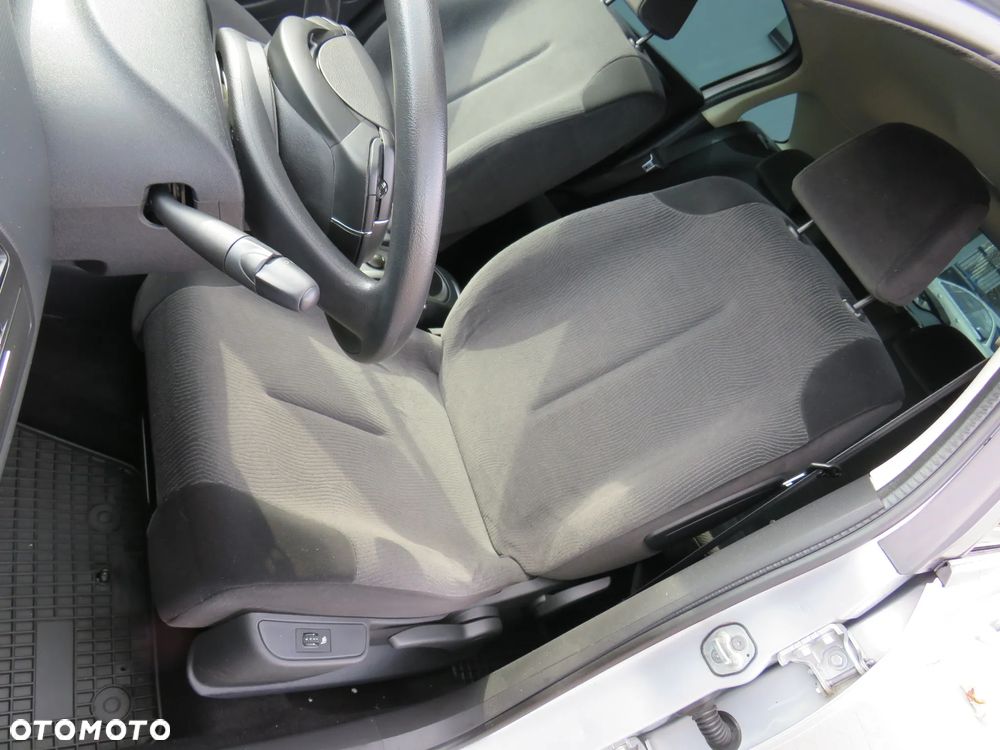 Citroën C4 1.6 VTi Impress - 30