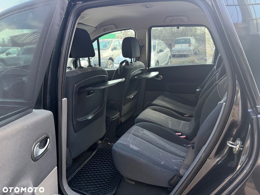 Renault Scenic 1.9 dCi Confort Expression - 4