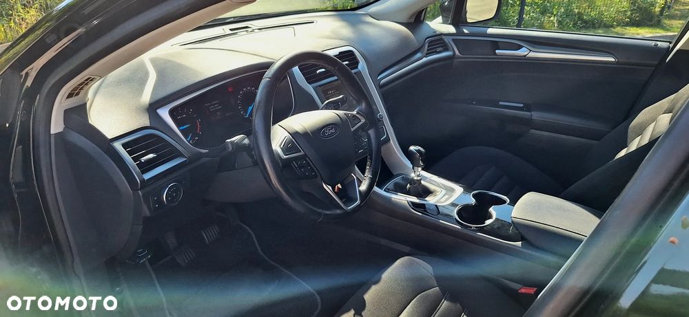 Ford Mondeo - 30