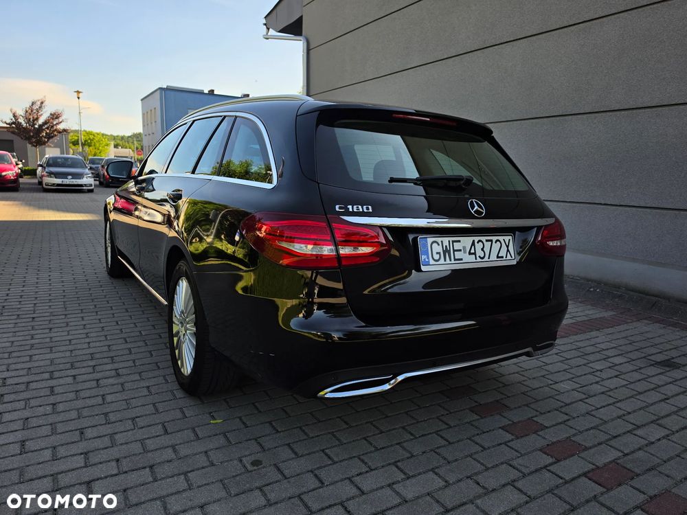 Mercedes-Benz Klasa C 180 7G-TRONIC - 2