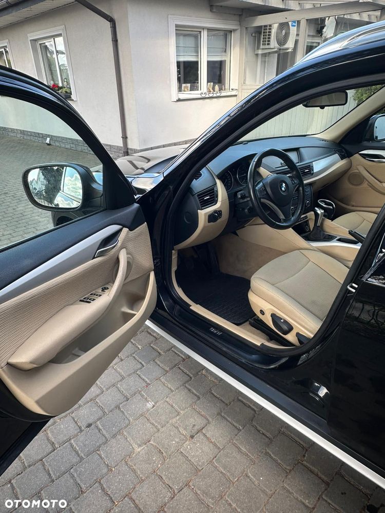 BMW X1 xDrive20d - 14