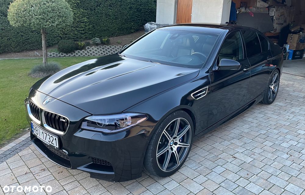 BMW M5 Competition - 1