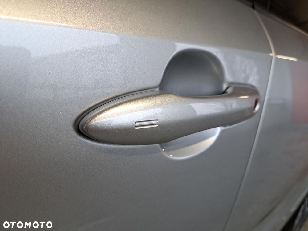 Toyota Corolla 1.8 Hybrid Style - 34