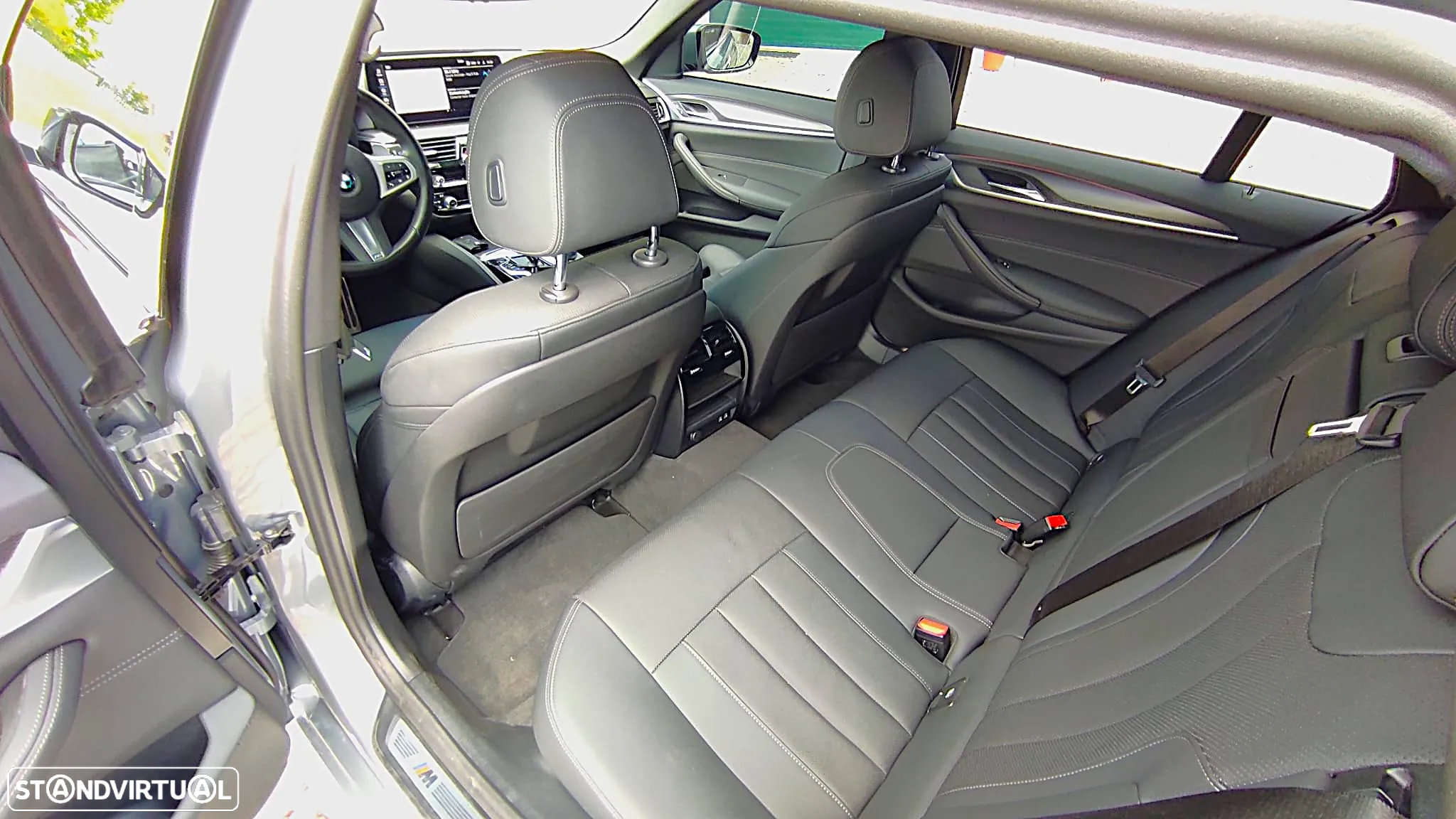 BMW 530 e Pack Desportivo M - 43