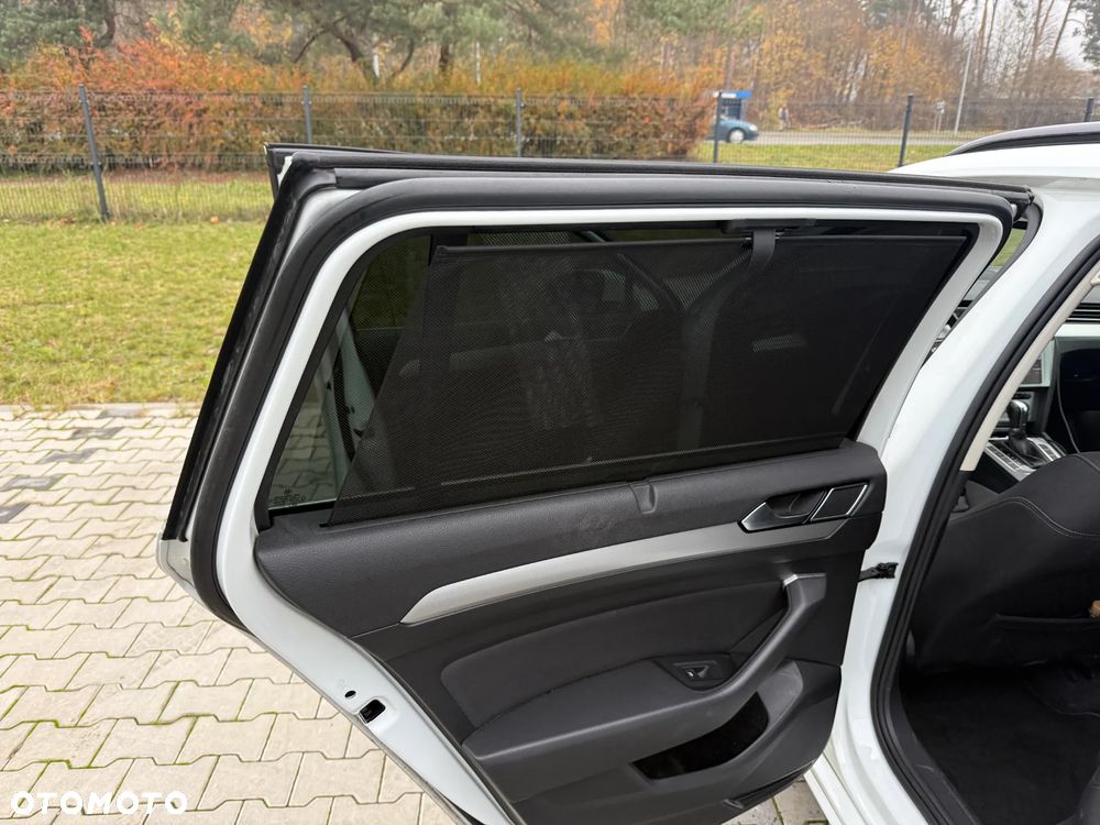 Volkswagen Passat Variant 2.0 TDI BMT Comfortline DSG - 9