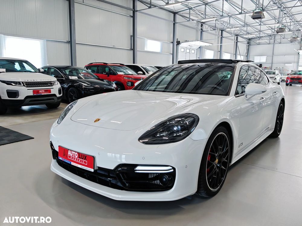 Porsche Panamera - 27