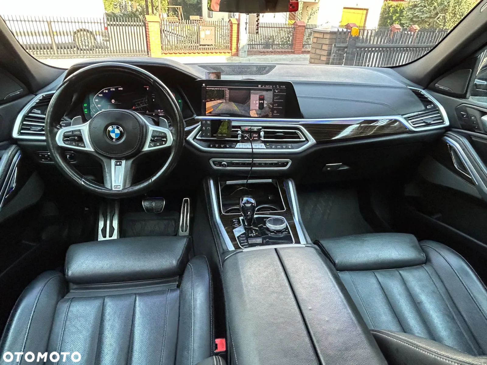 BMW X6 xDrive40i - 16