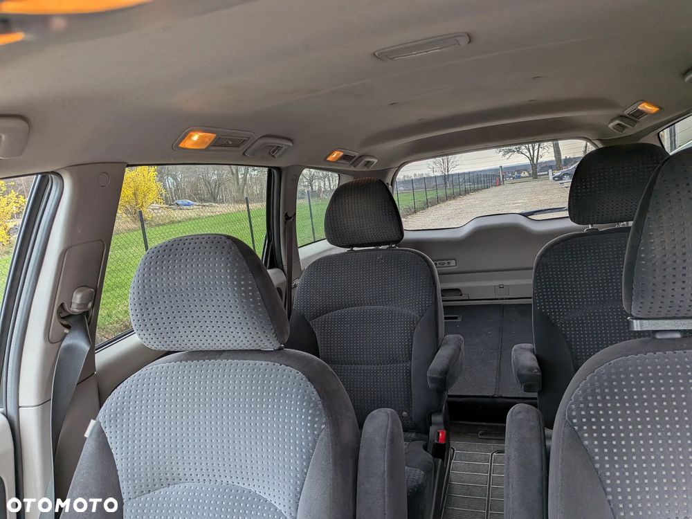 Mitsubishi Grandis 2.0 DID Intense - 11