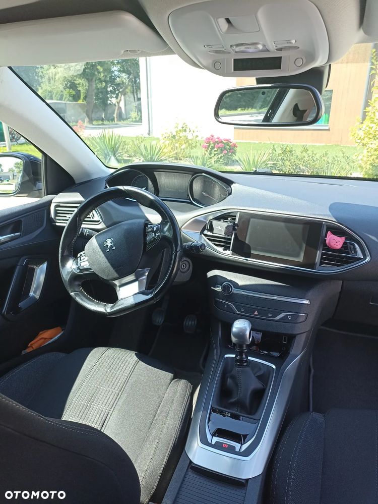 Peugeot 308 PureTech 130 Stop & Start Allure - 10