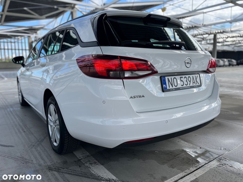 Opel Astra 1.6 CDTI Enjoy - 8
