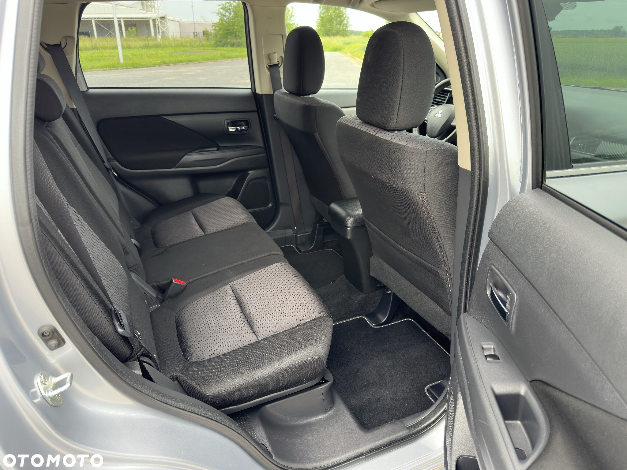 Mitsubishi Outlander 2.2 DID Intense - 9