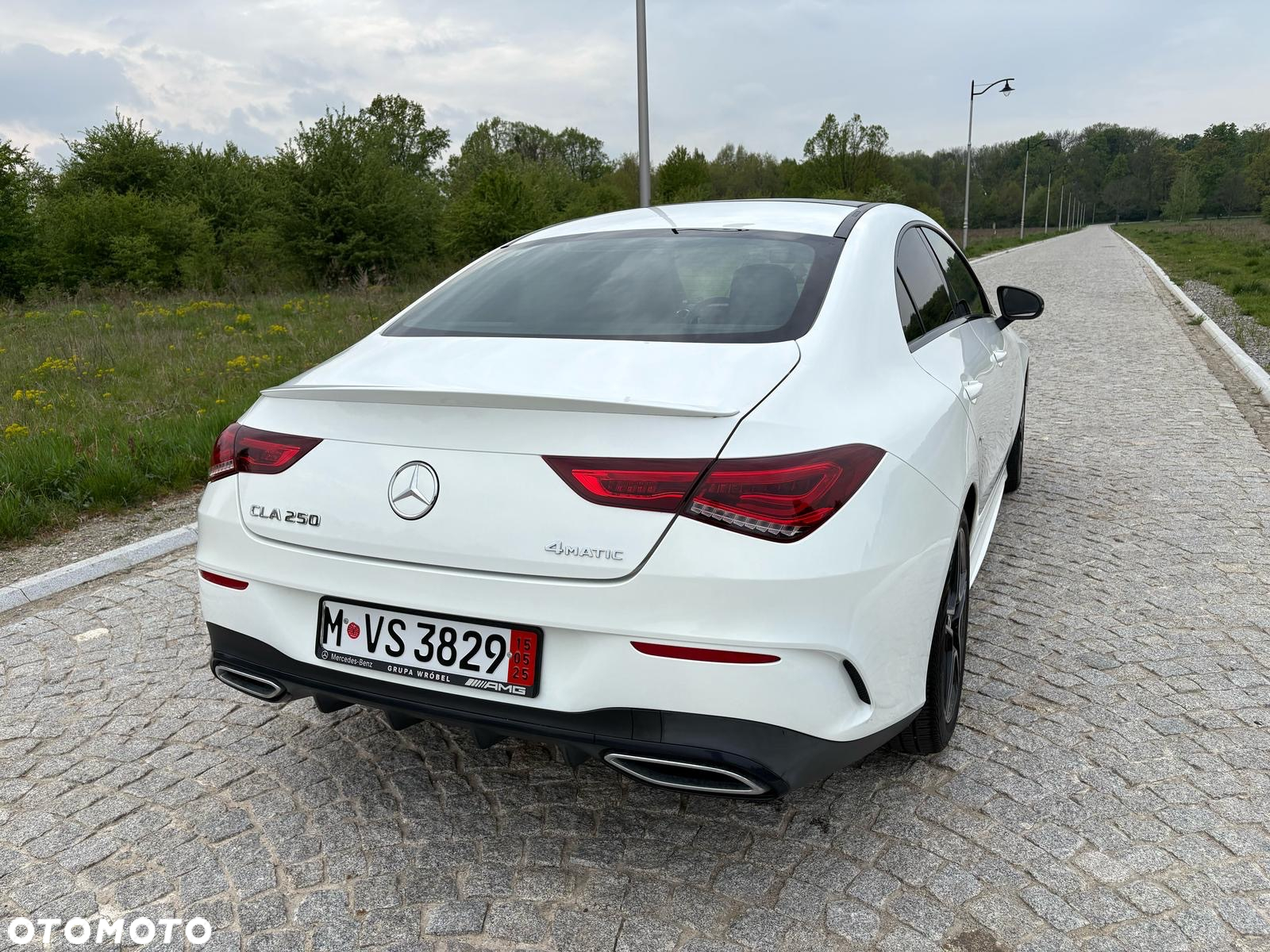Mercedes-Benz CLA 250 4-Matic AMG Line 7G-DCT - 10