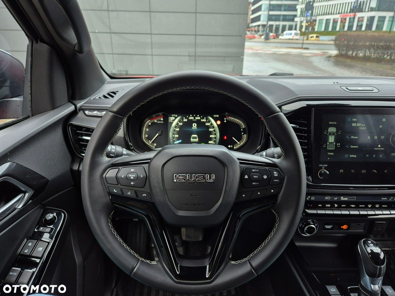 Isuzu D-Max - 25