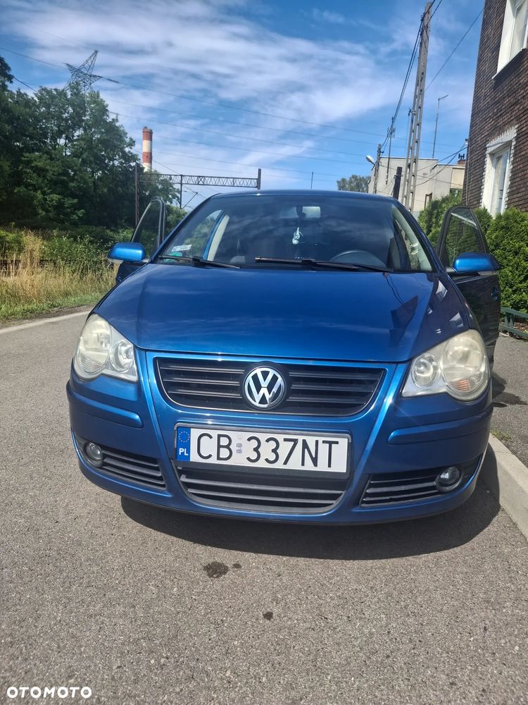 Volkswagen Polo 1.4 16V Comfortline - 1