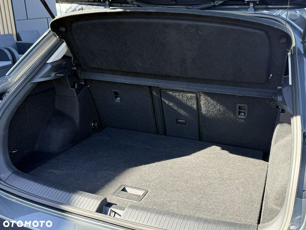 Volkswagen T-Roc 1.5 TSI Life - 34