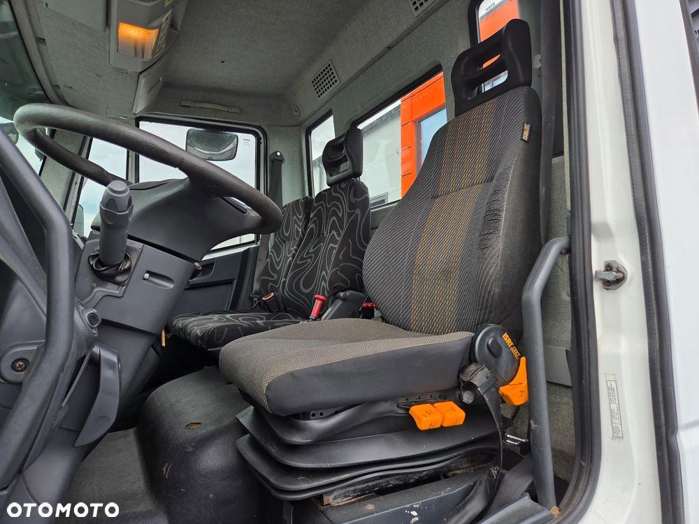 Iveco 120E220 - 7