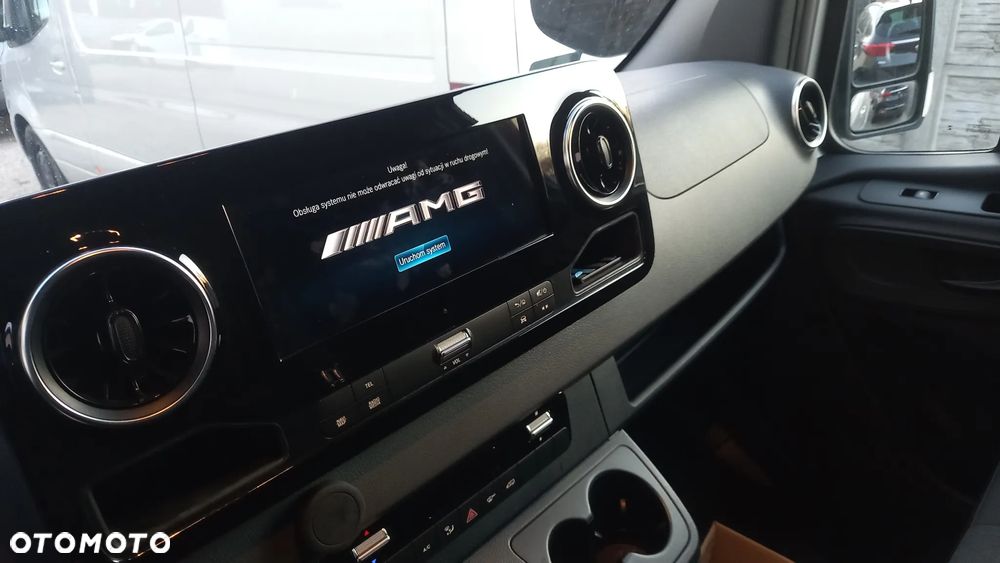 Mercedes-Benz Sprinter - 8