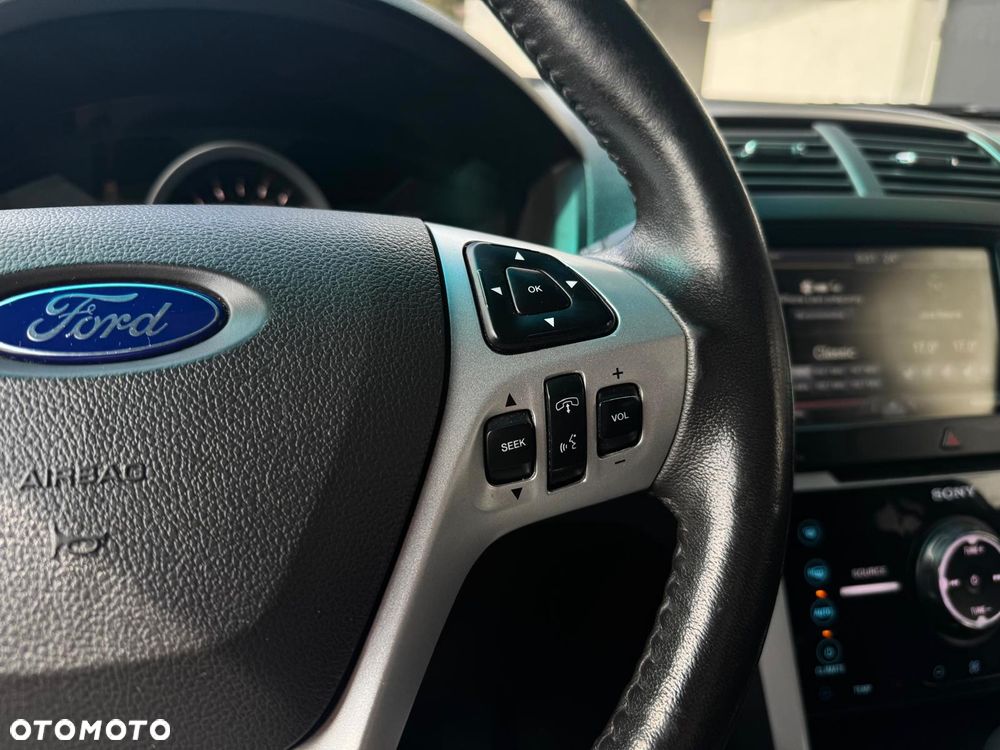 Ford Explorer - 12