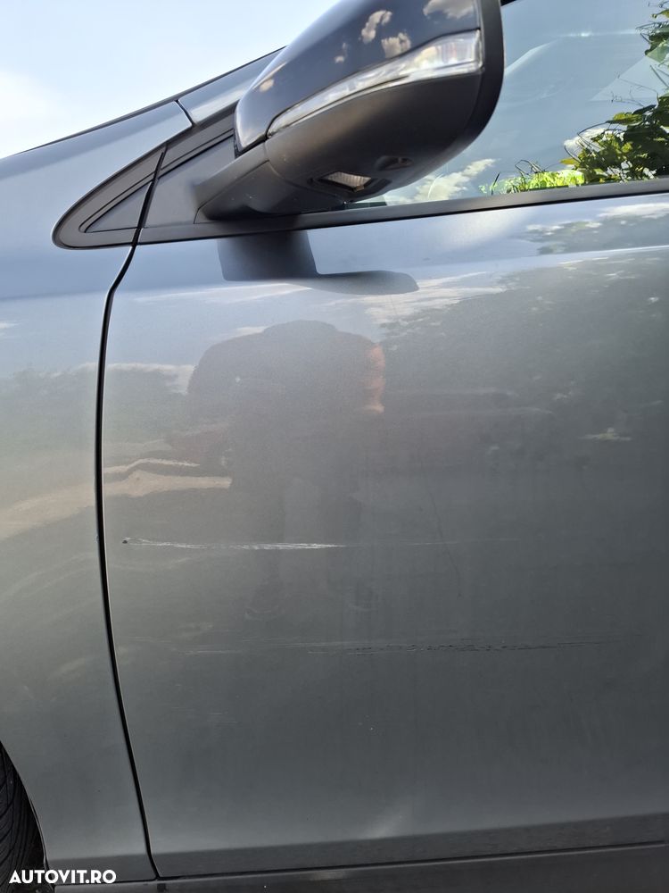 Volvo V40 T3 Aut. Momentum - 14