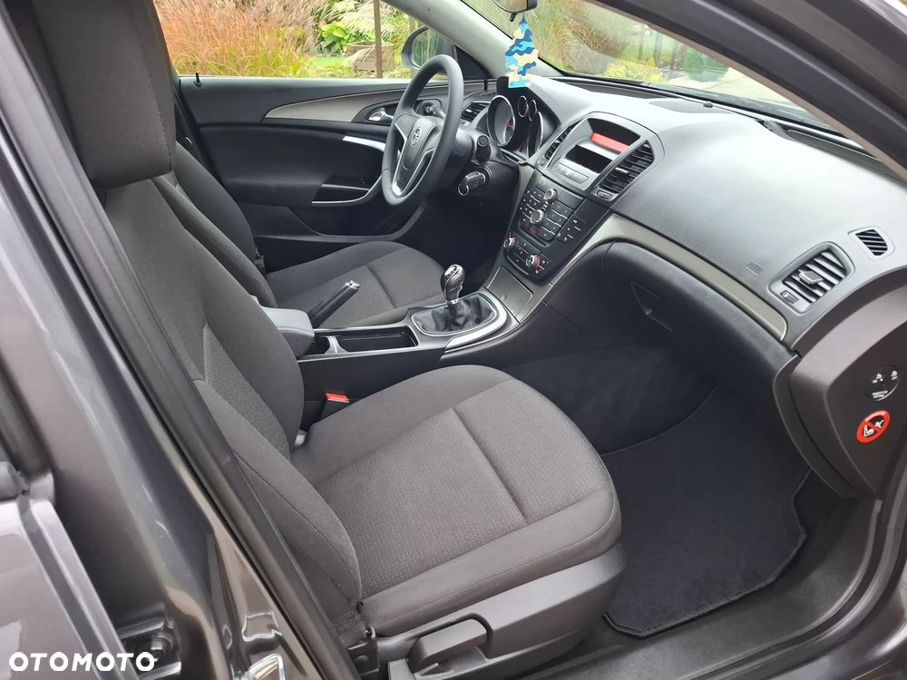 Opel Insignia 1.6 Design Edition - 38