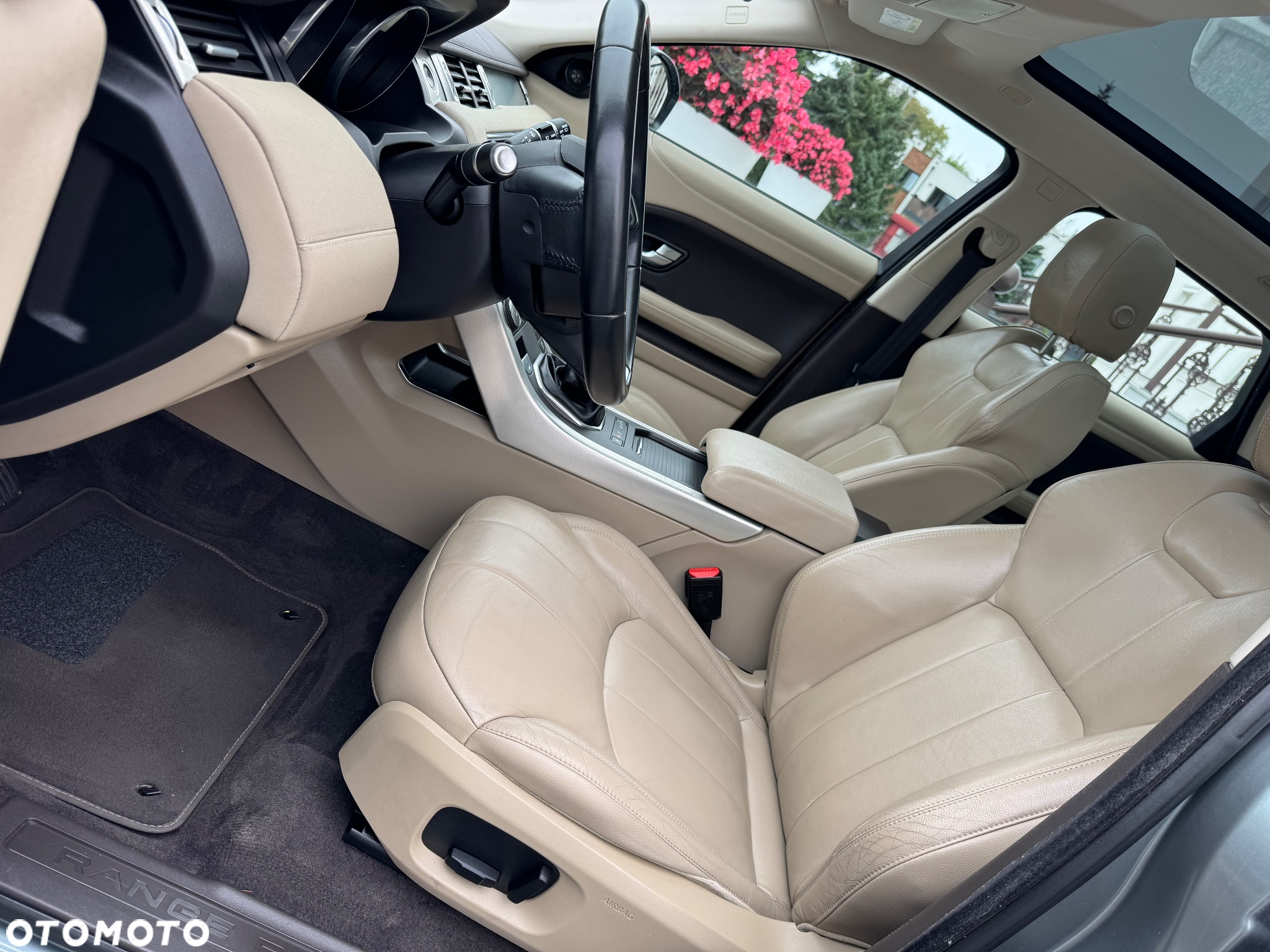 Land Rover Range Rover Evoque 2.0eD4 SE Dynamic Special Edition - 32