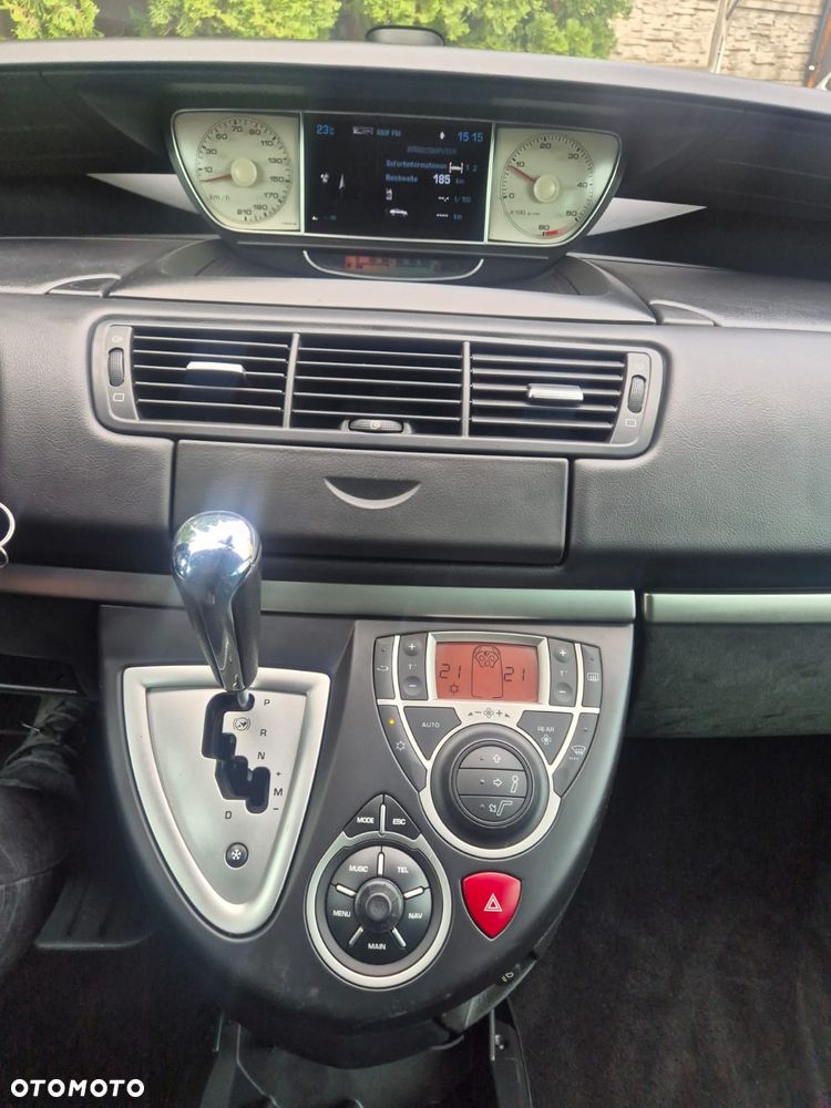Citroën C8 HDi 165 Exclusive - 8