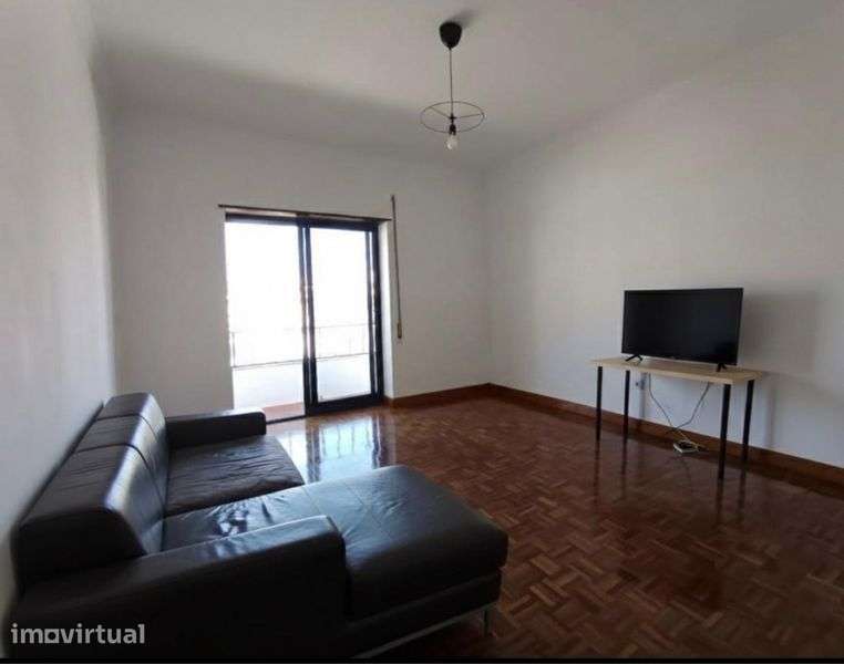 Arrenda-se Apartamento T2 – Pinhal Novo - Grande imagem: 3/4