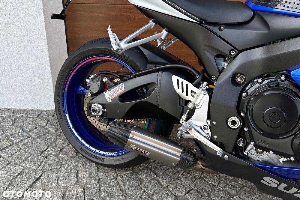 Suzuki GSX-R - 9