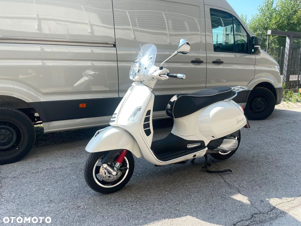 Piaggio Vespa - 21