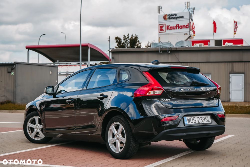 Volvo V40 D2 Momentum - 11
