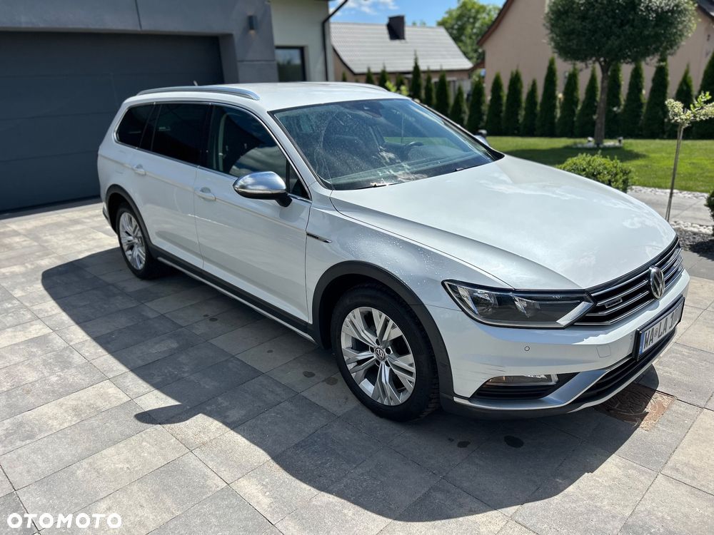 Volkswagen Passat Alltrack 2.0 TDI SCR DSG 4Motion - 5