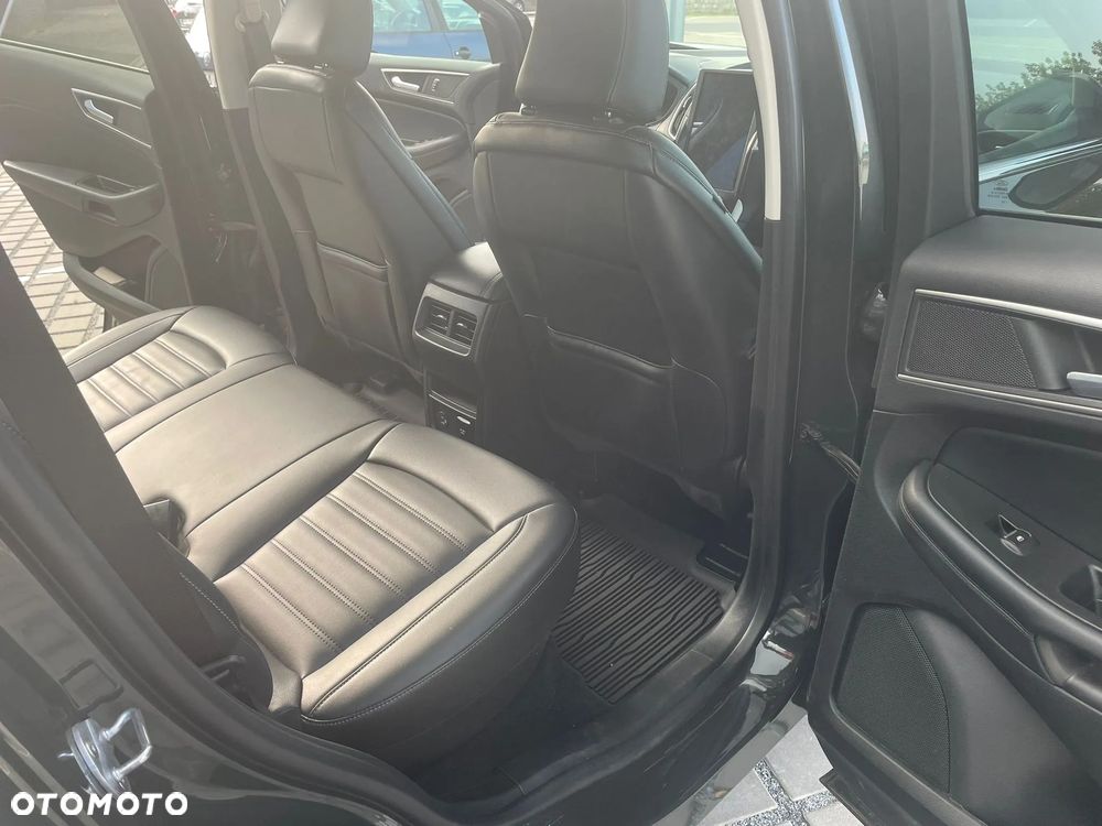 Ford Edge - 12