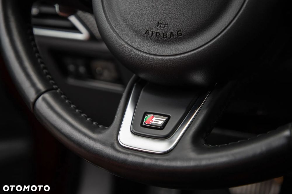 Jaguar F-Pace 3.0 TDV6 AWD S - 31