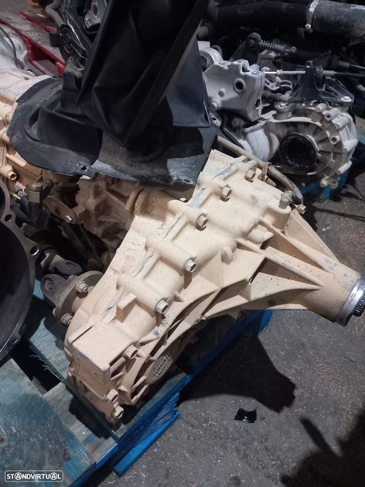 Caixa de Velocidades e Caixa Transferências Nissan Terrano 2.7 TDi Ref: TD27 - 5