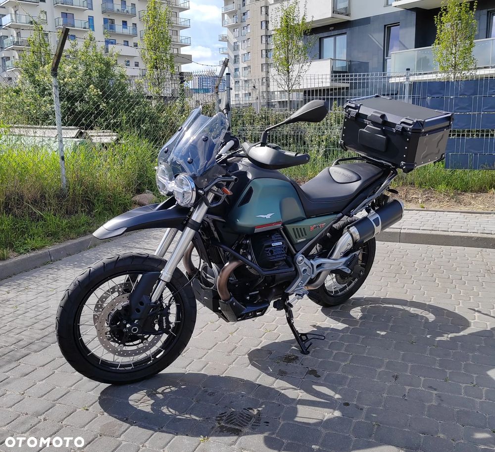 Moto Guzzi V85 - 3