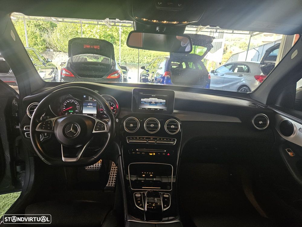 Mercedes-Benz GLC 300 e 4Matic 9G-TRONIC AMG Line - 30