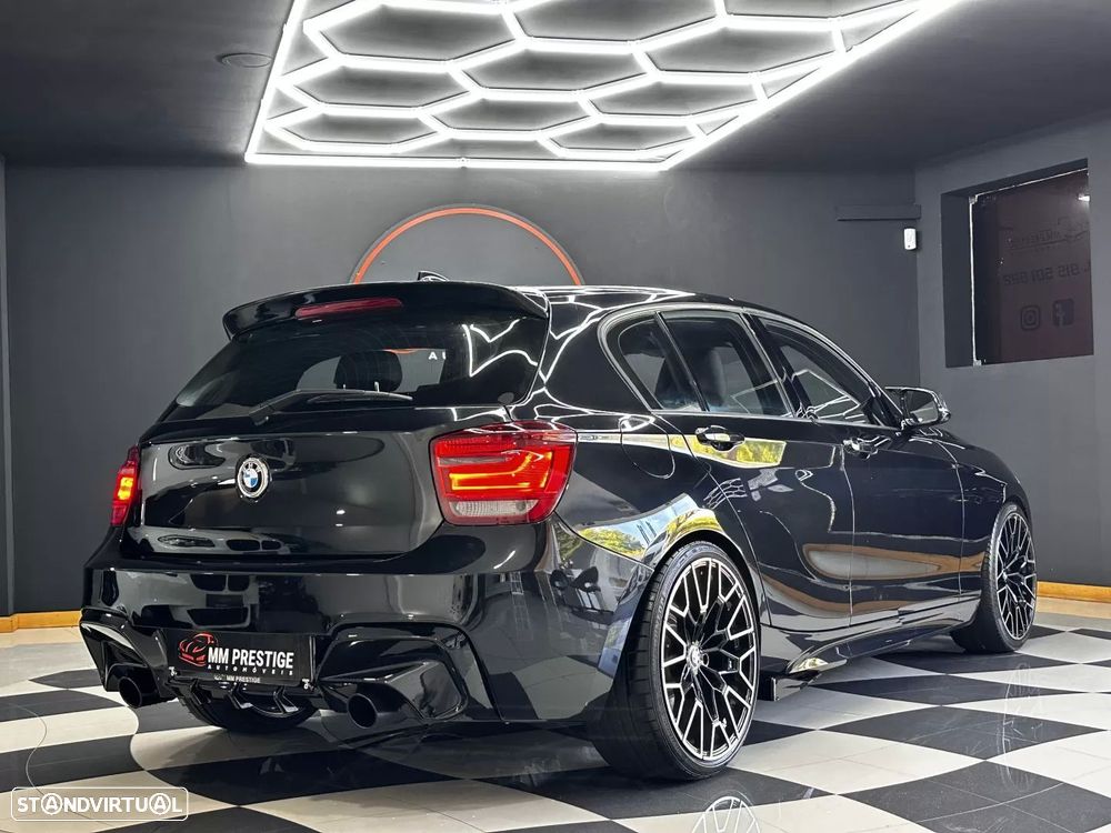 BMW 120 d xDrive Pack M - 17