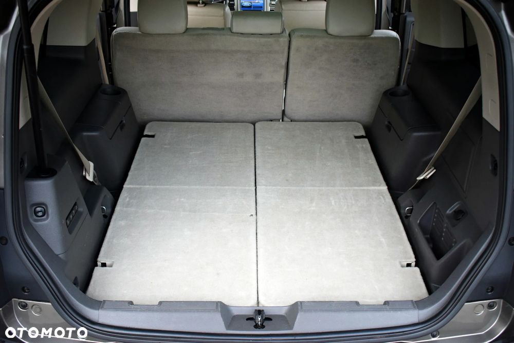 Ford Flex - 36