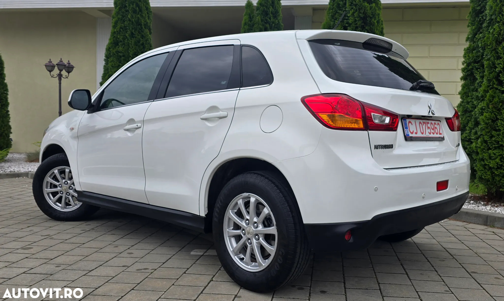 Mitsubishi ASX 1.8 DI-D 4WD Invite - 4