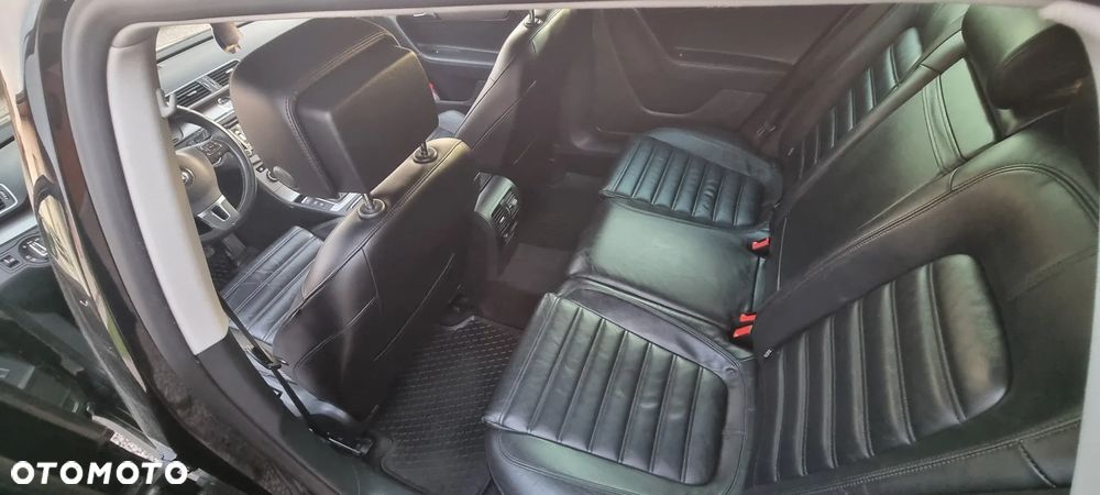 Volkswagen Passat 2.0 TDI 4Mot Highline - 7