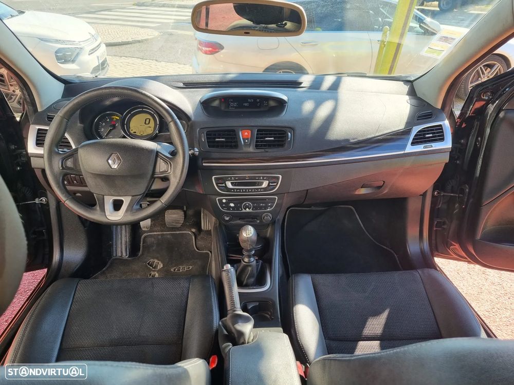 Renault Mégane Sport Tourer 1.5 dCi Dynamique S - 14