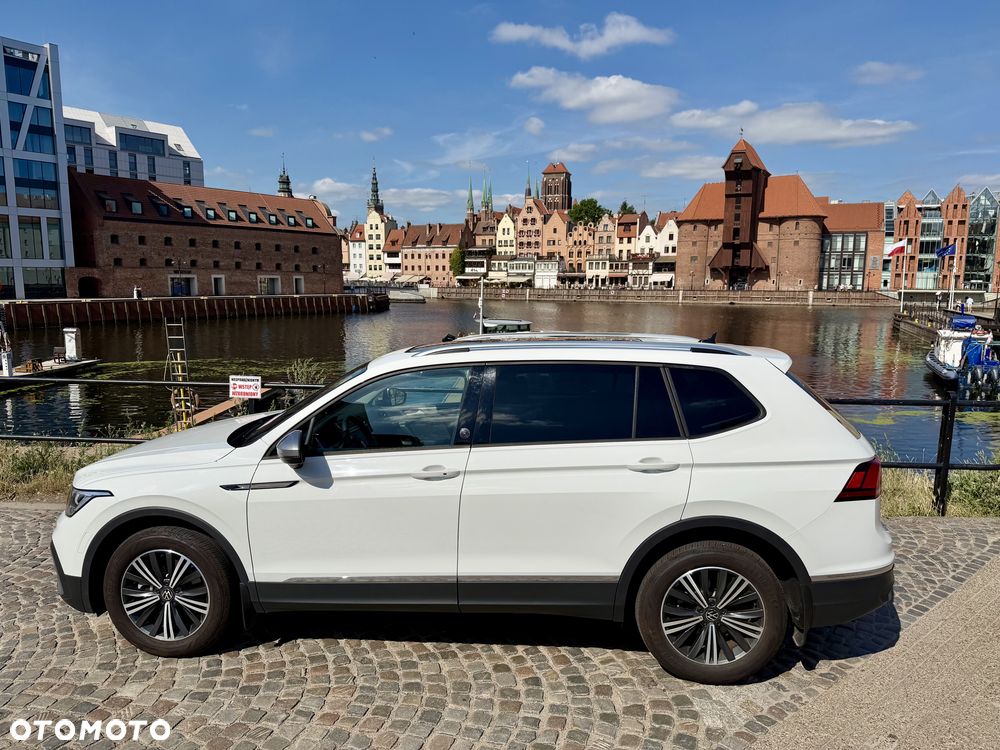 Volkswagen Tiguan 2.0 TSI 4Motion DSG OPF IQ.DRIVE - 9