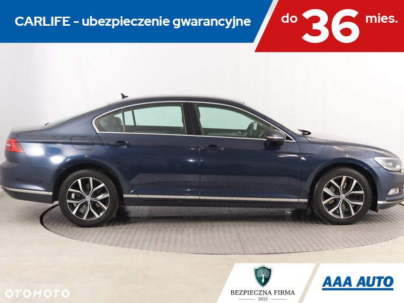 Volkswagen Passat - 7