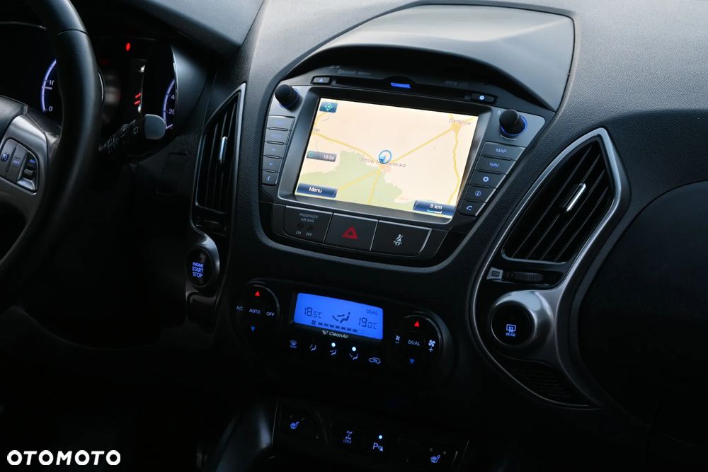 Hyundai ix35 2.0 CRDi 4WD Automatik Premium - 27