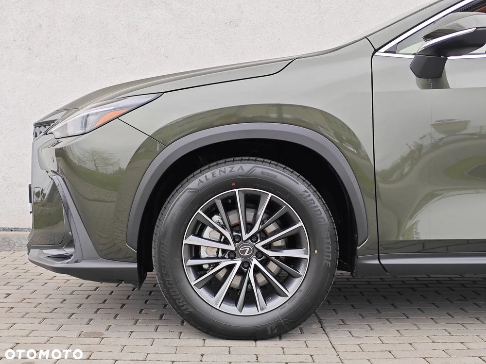 Lexus NX 350h Prestige AWD - 11