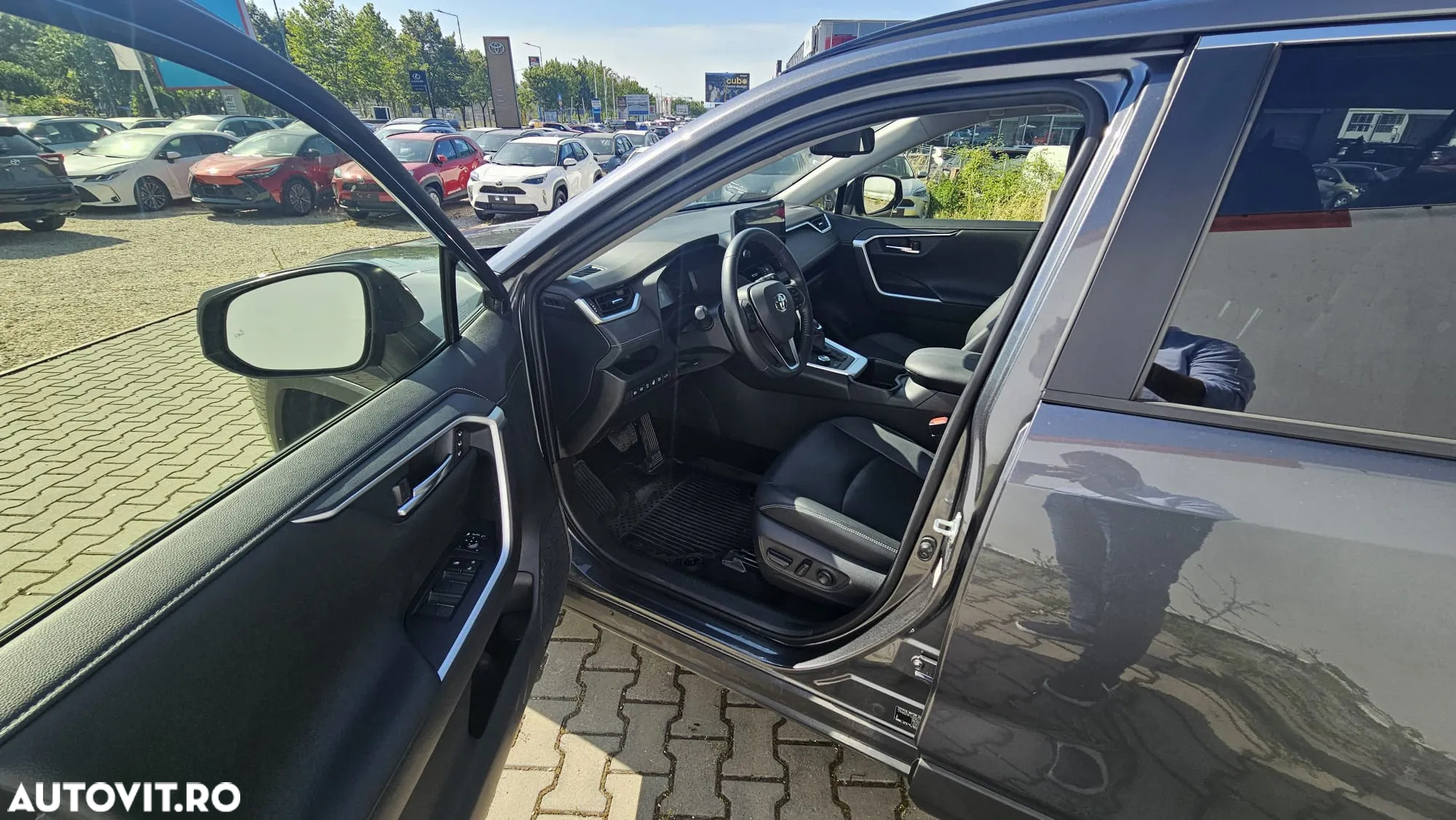 Toyota RAV4 2.5 Hybrid VVT-iE 4x4 Luxury - 14