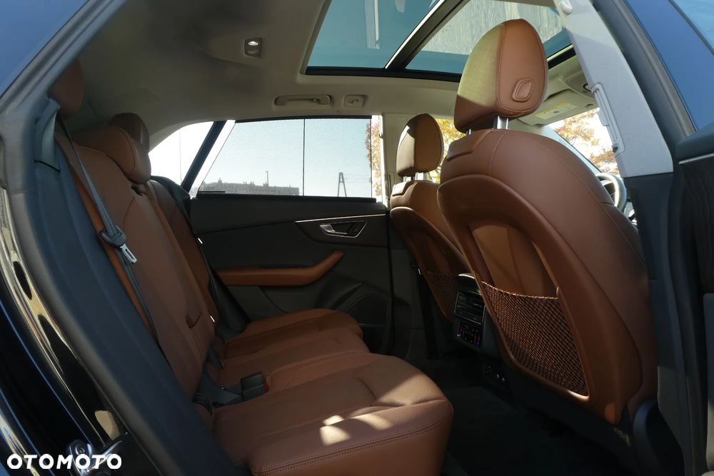 Audi Q8 55 TFSI mHEV Quattro Tiptronic - 26