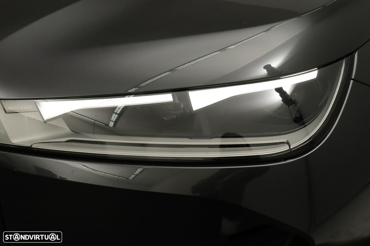 BMW iX xDrive 40 - 9