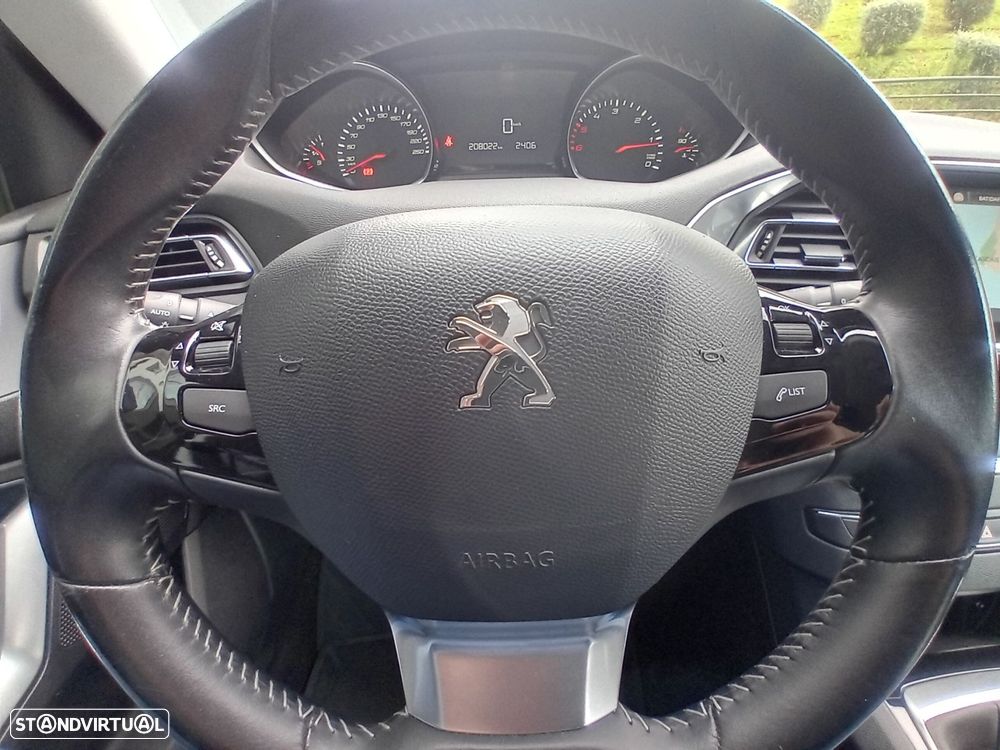 Peugeot 308 SW 1.6 BlueHDi Active - 18