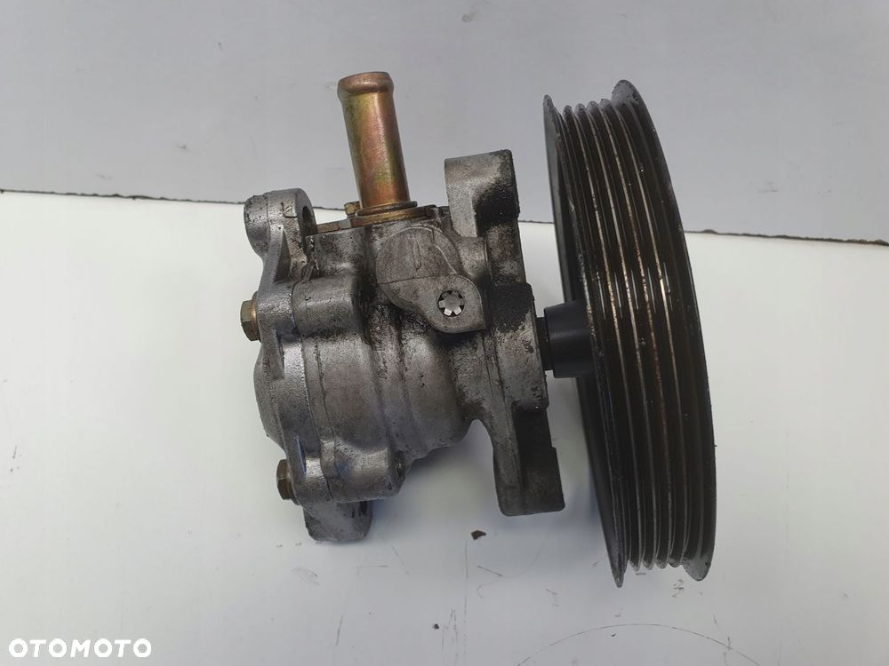 Mitsubishi Carisma 1.8 GDI POMPA WSPOMAGANIA - 6